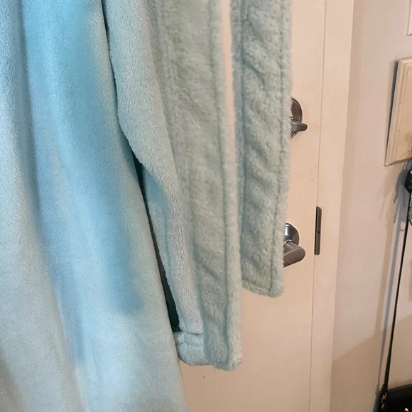 GEORGE | Soft Sky Blue Fleece Robe - Picture 6 of 12